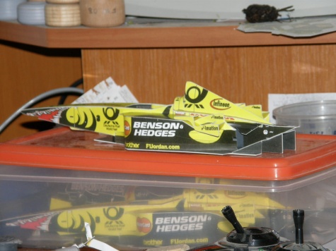 Jordan EJ 11 oba piloti Jordan EJ 11 oba piloti