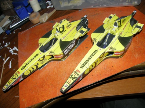 Jordan EJ 11 oba piloti Jordan EJ 11 oba piloti