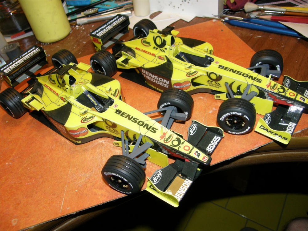 Jordan EJ 11 oba piloti