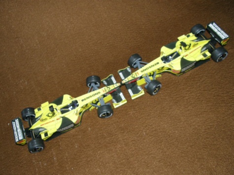 Jordan EJ 11 oba piloti Jordan EJ 11 oba piloti