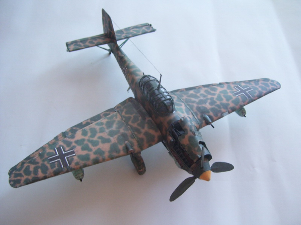 JU-87 R-2 (Plná velikost v novém okně) JU-87 R-2