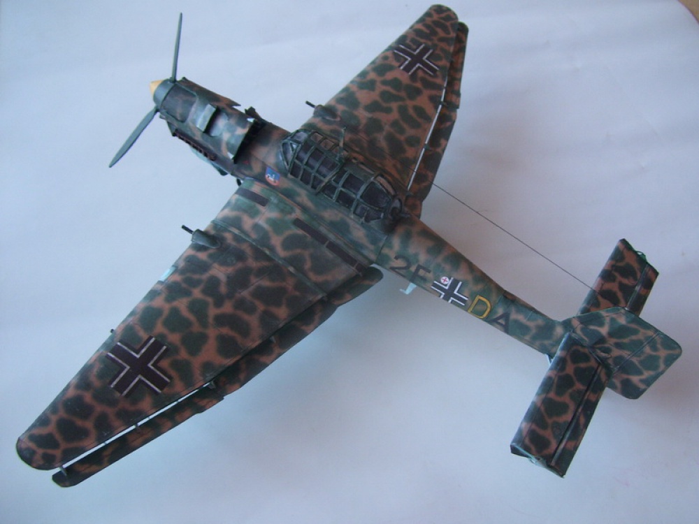 JU-87 R-2 (Pln� velikost v nov�m okn�) JU-87 R-2