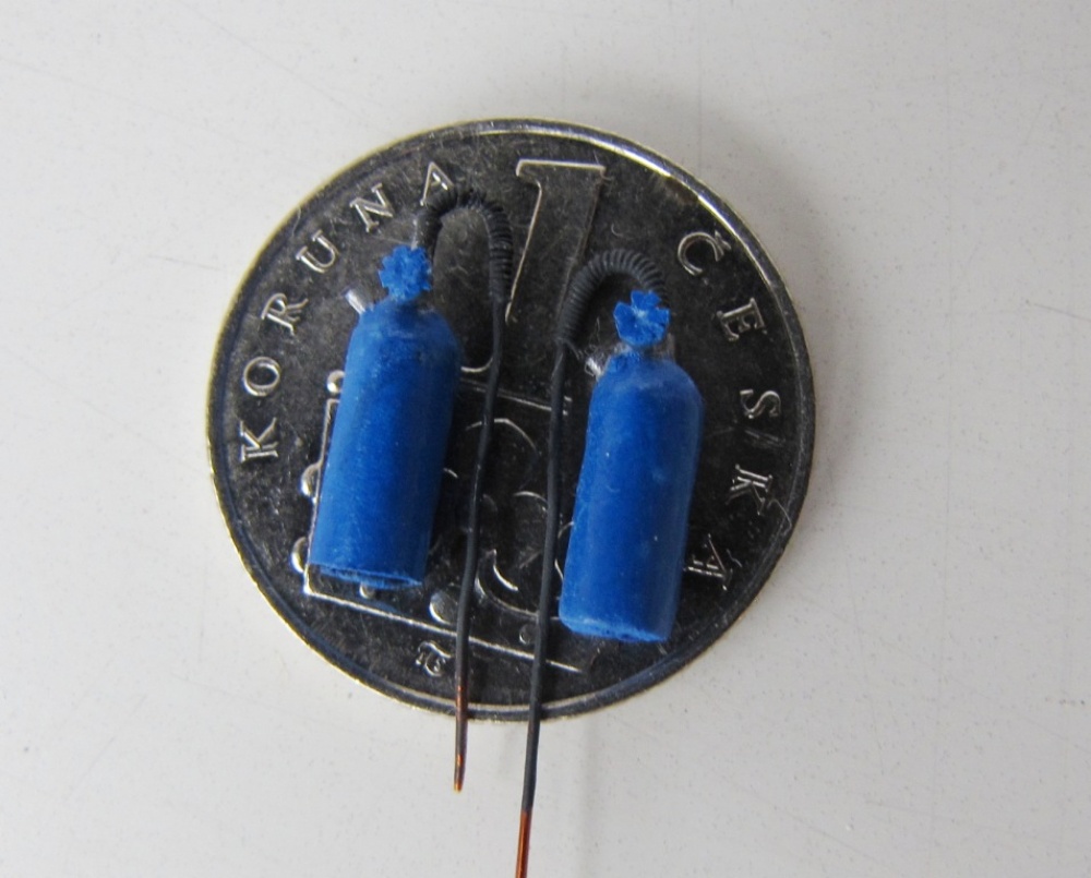 218432