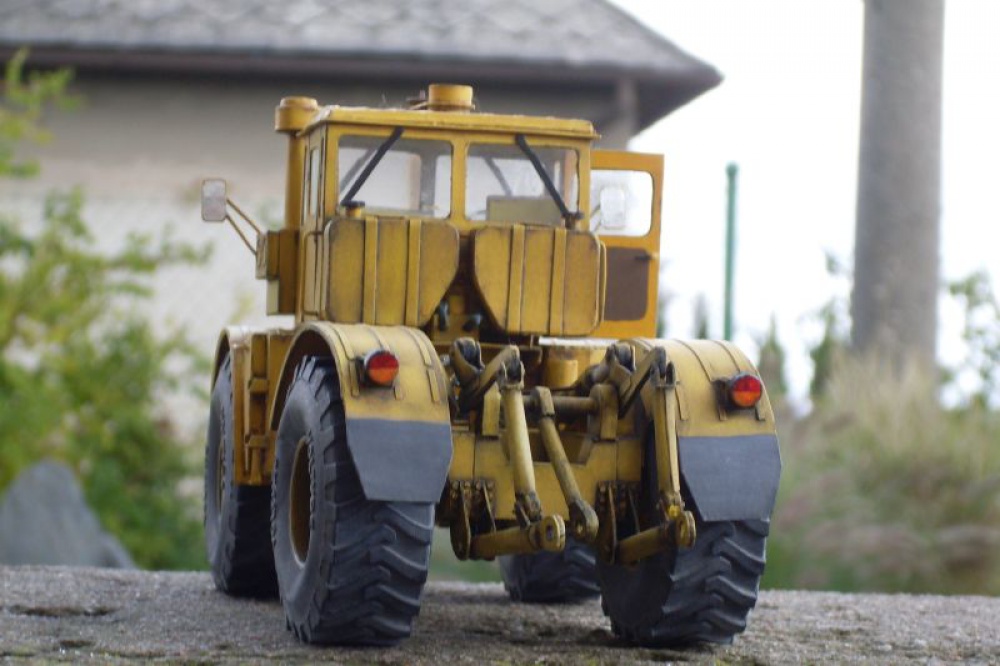 K 700 kírovec (Plnďż˝ velikost v novďż˝m oknďż˝) K 700 kírovec