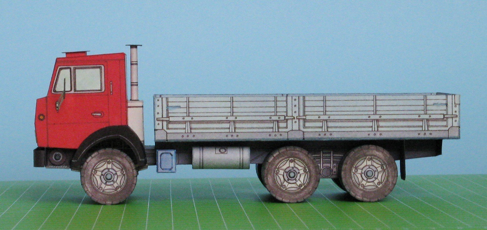 KAMAZ 5320 (Plná velikost v novém okně) KAMAZ 5320