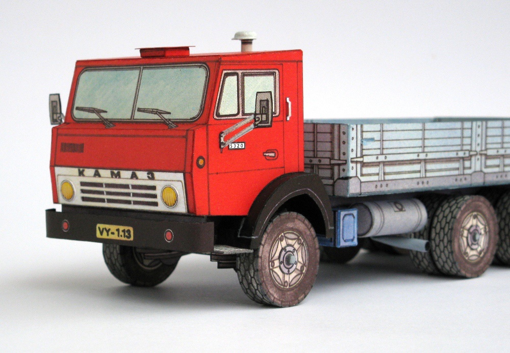 KAMAZ 5320 (Plná velikost v novém okně) KAMAZ 5320