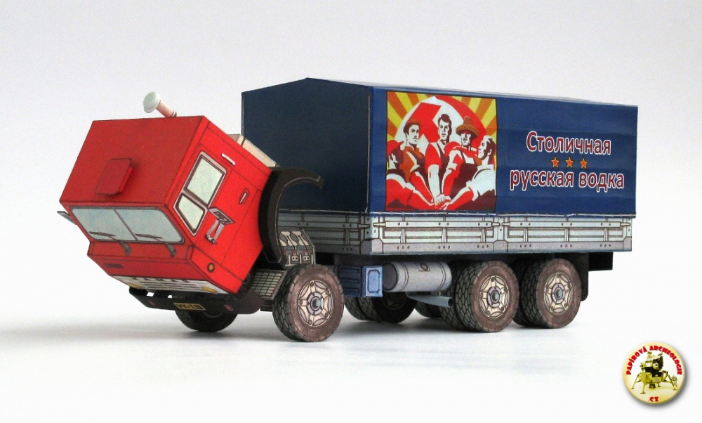 KAMAZ 5320 (Plná velikost v novém okně) KAMAZ 5320