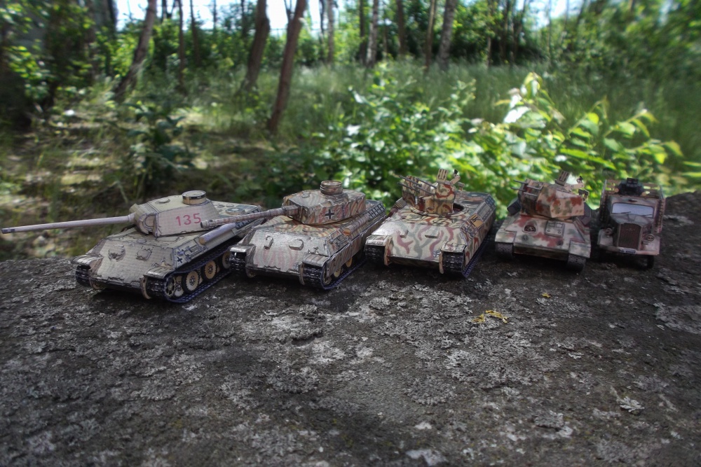 Kampfgruppe Heresch (Plná velikost v novém okně) Kampfgruppe Heresch