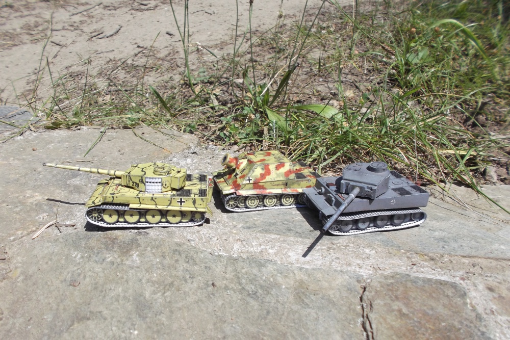 Kampfgruppe Heresch (Plná velikost v novém okně) Kampfgruppe Heresch