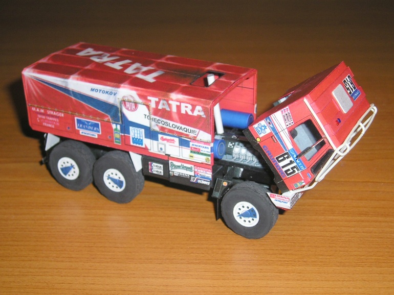 KAMIONY DAKAR 1988 (Plná velikost v novém okně) KAMIONY DAKAR 1988