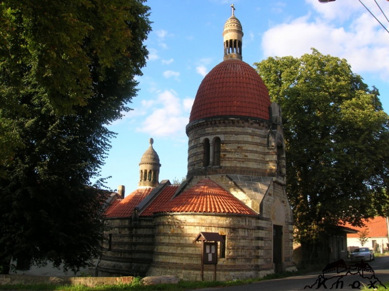 Kaple Sv. Václava ve Vlčí (Plná velikost v novém okně) Kaple Sv. Václava ve Vlčí