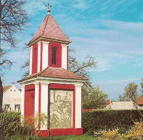 Kaplička Tuhaň Kaplička Tuhaň