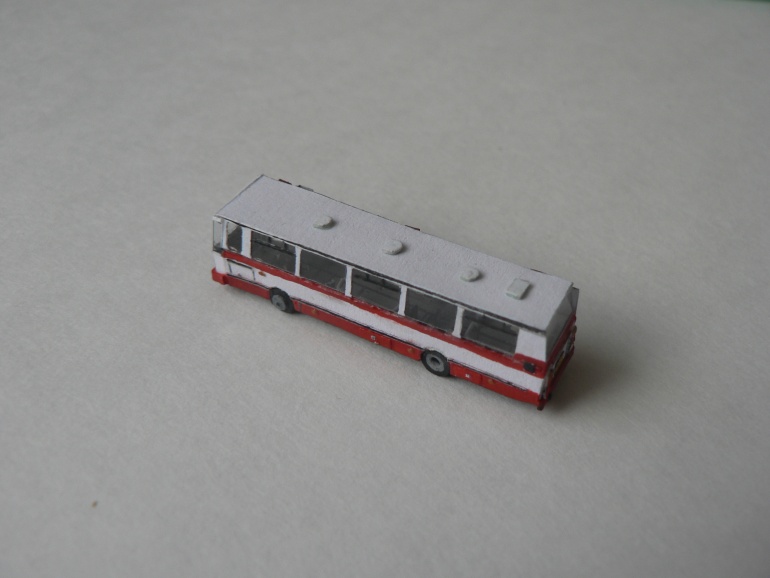 47087