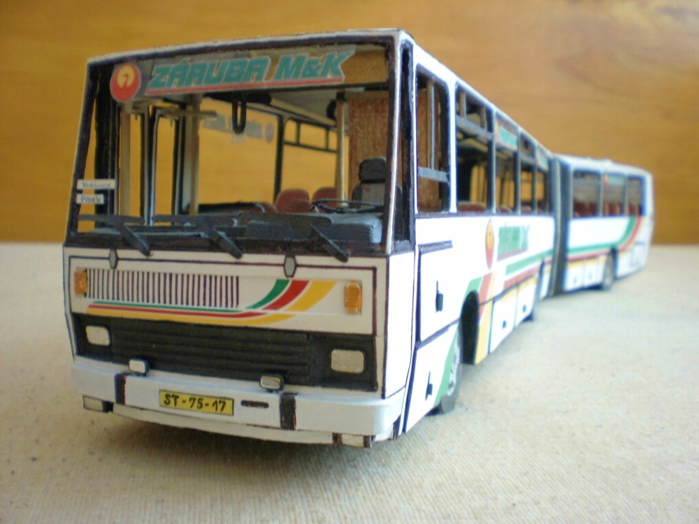 Karosy C734 a C744 (Plná velikost v novém okně) Karosy C734 a C744
