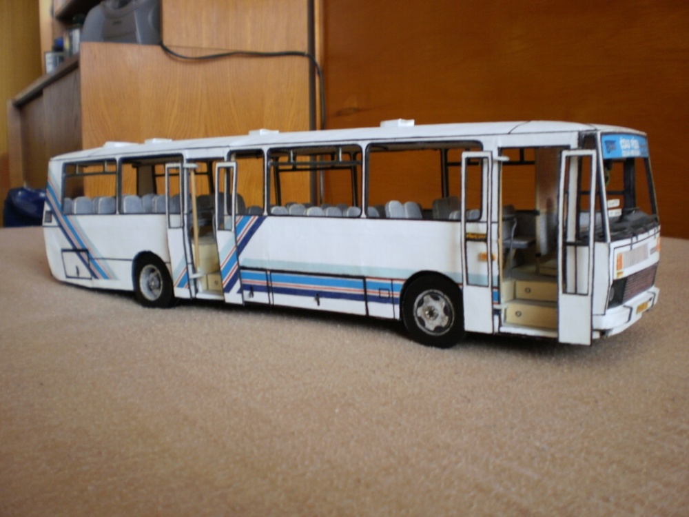 Karosy C734 a C744 (Plná velikost v novém okně) Karosy C734 a C744