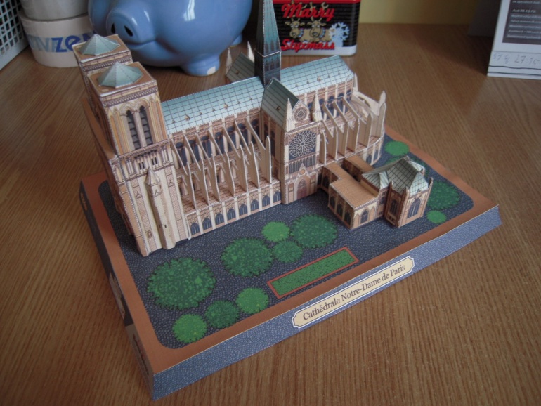 katedrála Notre dame (Plnďż˝ velikost v novďż˝m oknďż˝) katedrála Notre dame