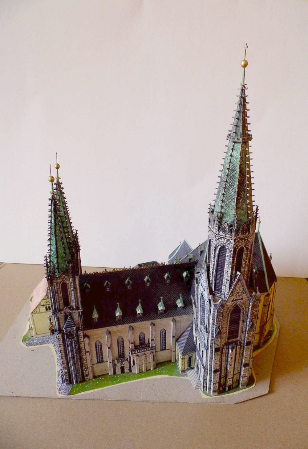 Katedrála Sv.Václava (Plná velikost v novém okně) Katedrála Sv.Václava
