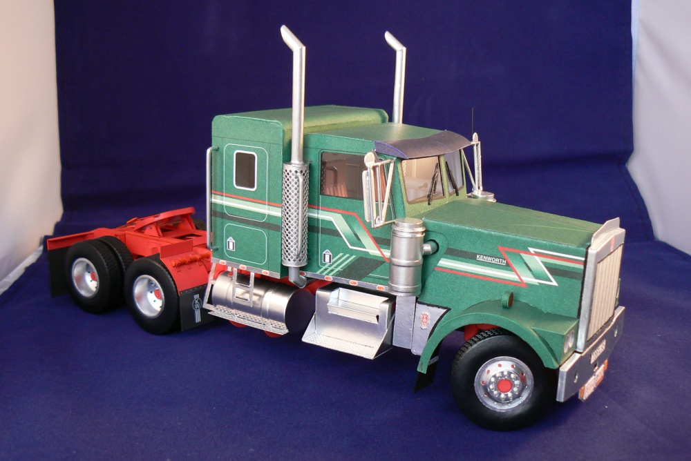 KENWORTH W900 (Plná velikost v novém okně) KENWORTH W900