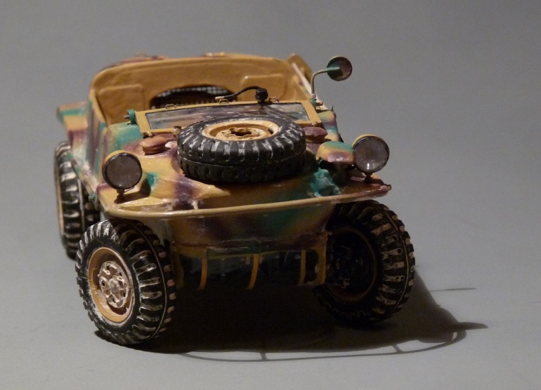Kfz 166 Schwimwagen (Plná velikost v novém okně) Kfz 166 Schwimwagen