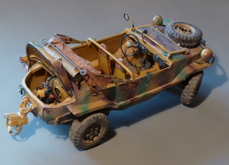 Kfz 166 Schwimwagen (Plná velikost v novém okně) Kfz 166 Schwimwagen