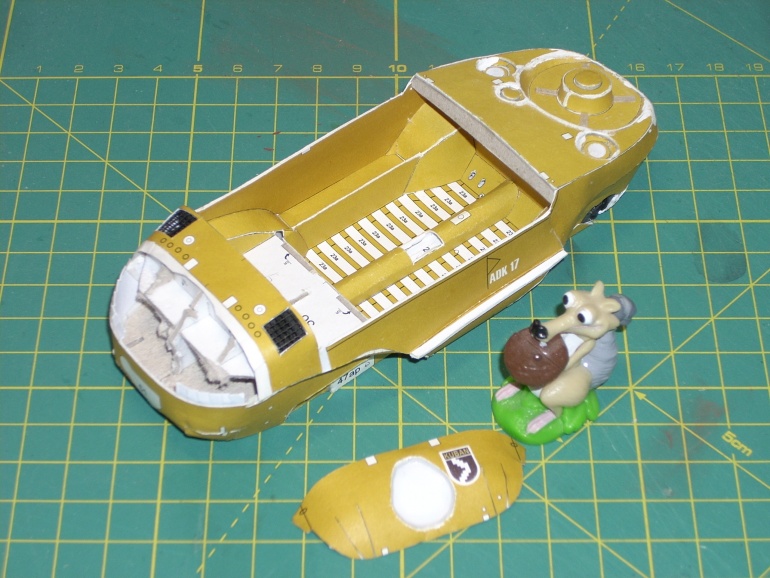 Kfz Schwimmwagen (Plná velikost v novém okně) Kfz Schwimmwagen