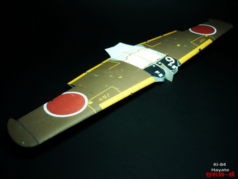 Ki-84 Hayate (Plná velikost v novém okně) Ki-84 Hayate