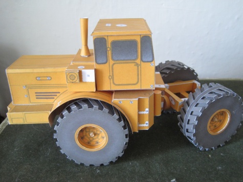 KÍROVEC K 700 KÍROVEC K 700