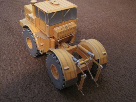 KÍROVEC K 700 KÍROVEC K 700