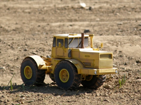 Kirovets K700