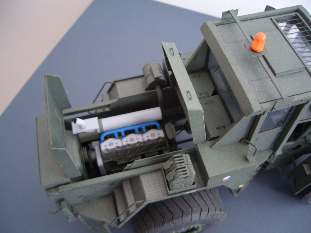 KNA-251 (Plná velikost v novém okně) KNA-251
