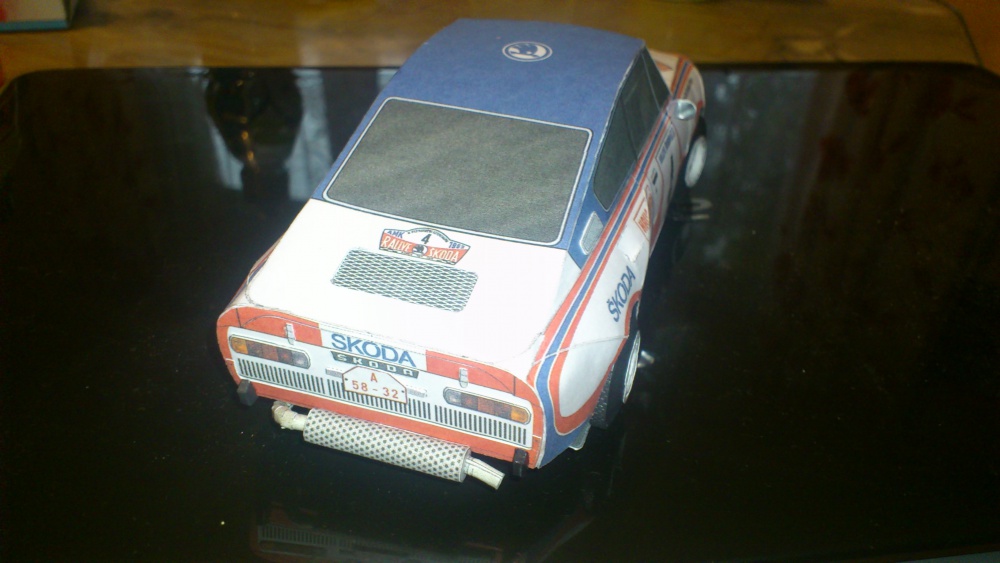 Škoda 130 RS (Plnďż˝ velikost v novďż˝m oknďż˝) Škoda 130 RS