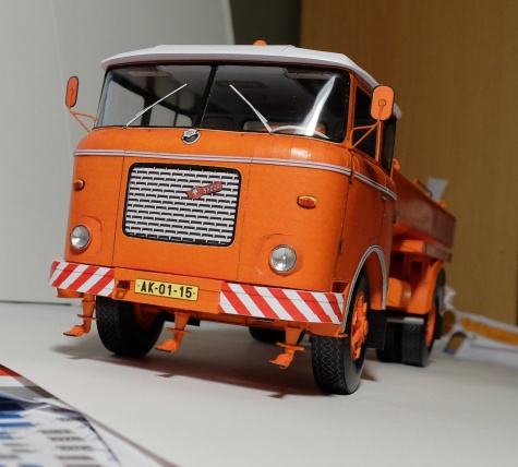 Škoda 706 RTH AKV-8 Škoda 706 RTH AKV-8