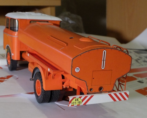 Škoda 706 RTH AKV-8 Škoda 706 RTH AKV-8