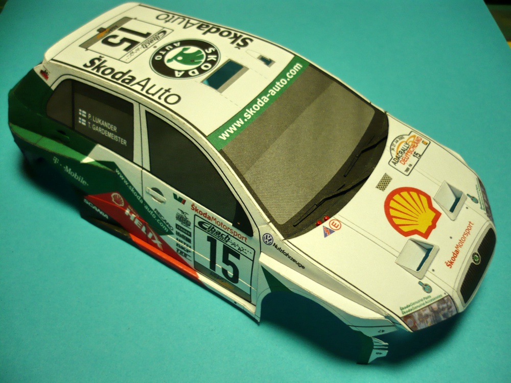 Škoda Fabia WRC (Plná velikost v novém okně) Škoda Fabia WRC
