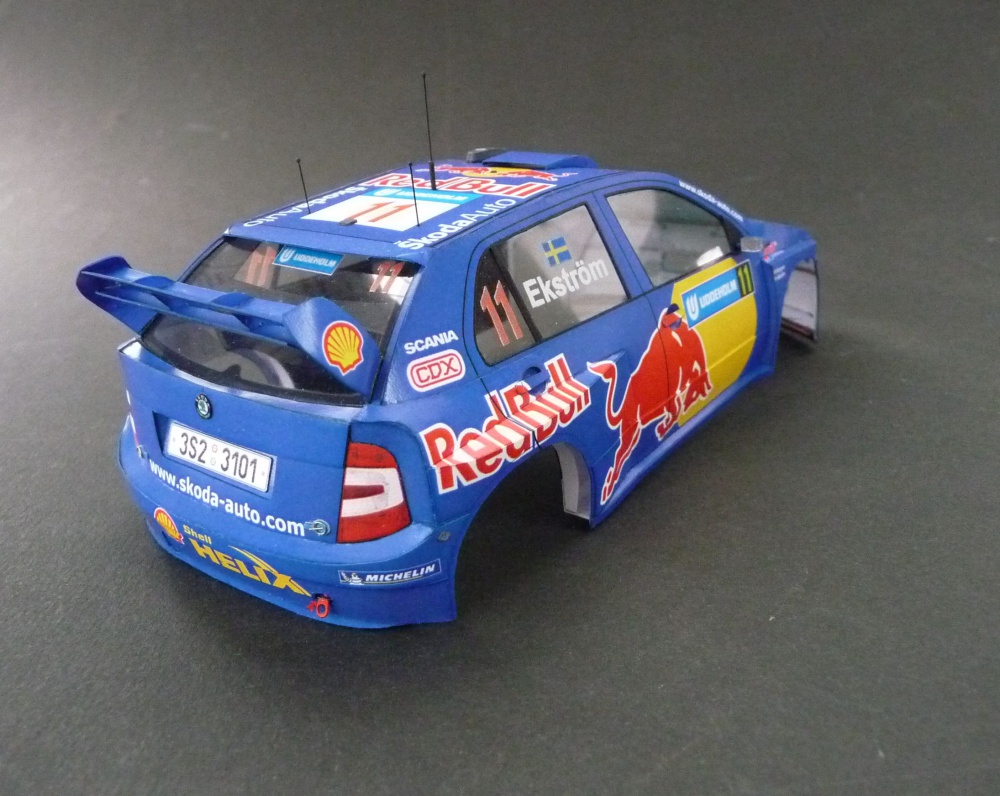 Škoda Fabia WRC RedBull (Plná velikost v novém okně) Škoda Fabia WRC RedBull