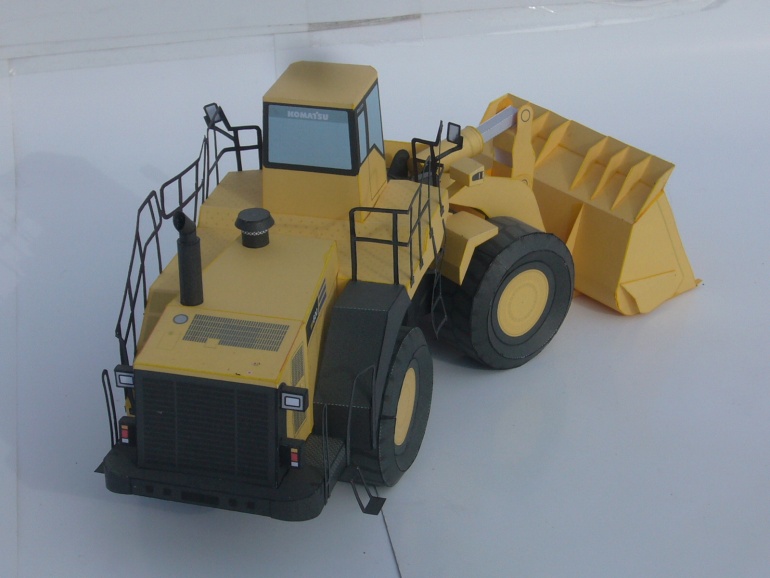 Kolov� naklada� Komatsu