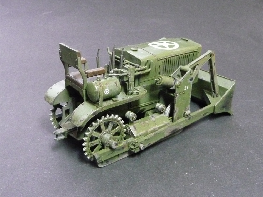 Komatsu G40