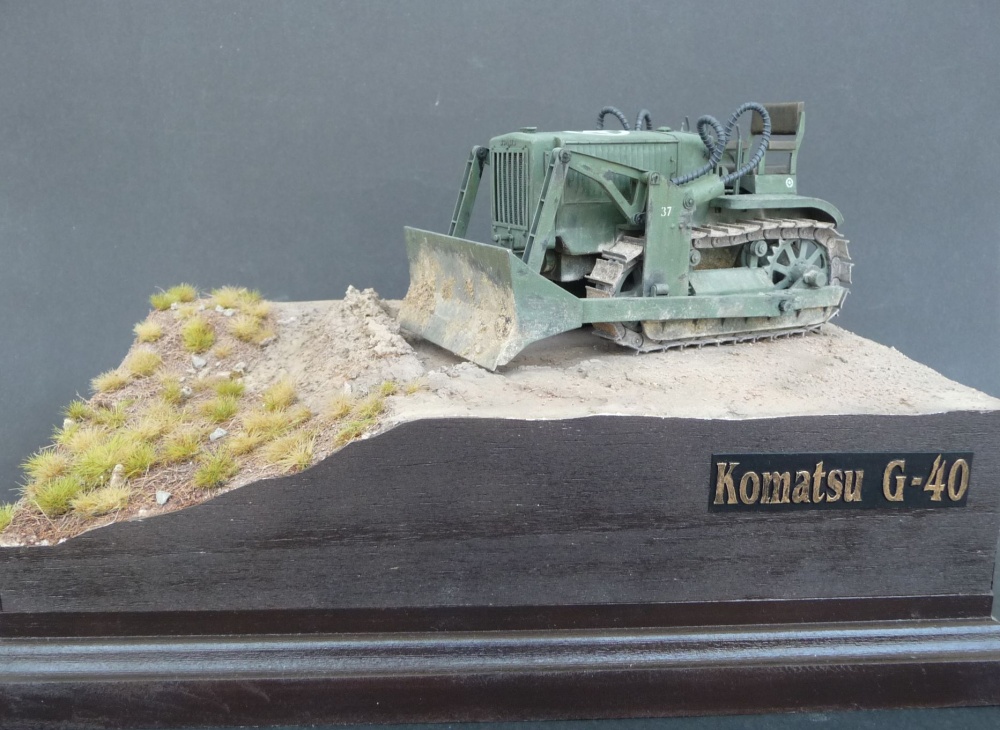 Komatsu G40 (Plná velikost v novém okně) Komatsu G40