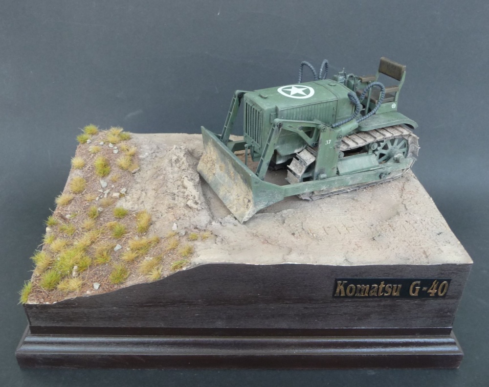 Komatsu G40 (Plná velikost v novém okně) Komatsu G40