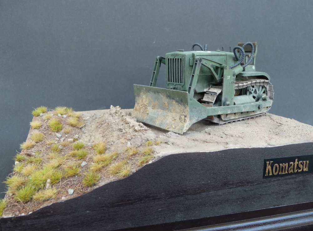 Komatsu G40 (Plná velikost v novém okně) Komatsu G40