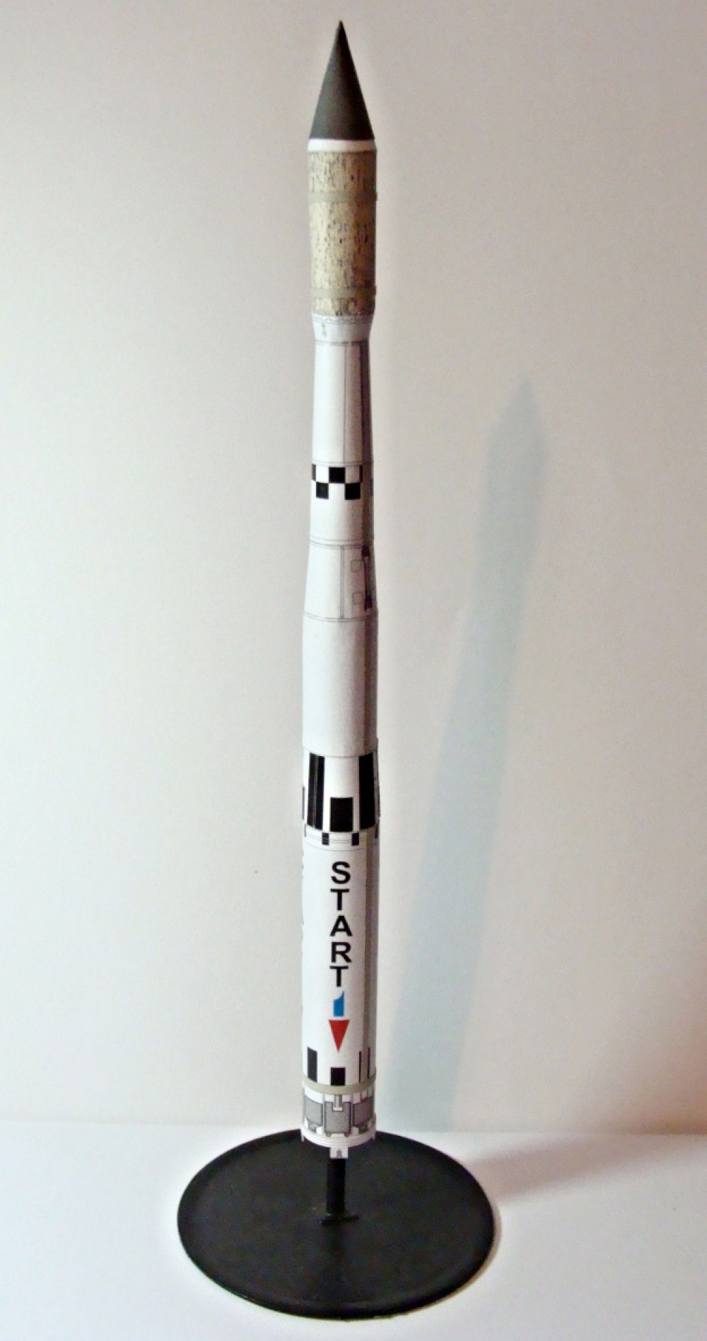 kosmická a raketová technika (Plnďż˝ velikost v novďż˝m oknďż˝) kosmická a raketová technika