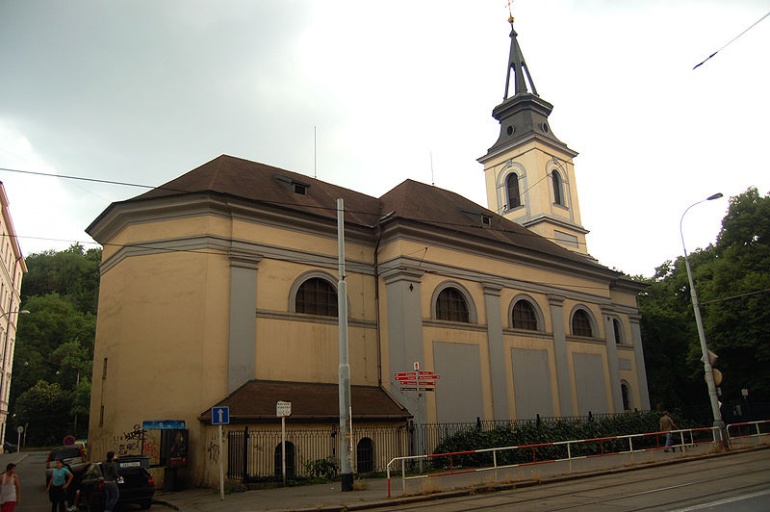 Kostel Nejsvětější trojice - Praha, Smíchov (Plná velikost v novém okně) Kostel Nejsvětější trojice - Praha, Smíchov