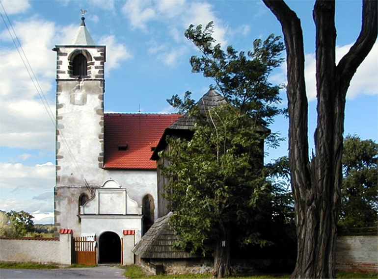 Kostel sv. Jakuba Vetsiho v Libisi (Plná velikost v novém okně) Kostel sv. Jakuba Vetsiho v Libisi