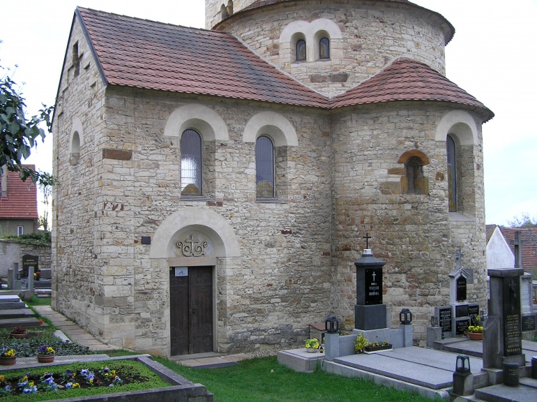 Kostel sv. Máří Magdalény - Přední Kopanina (Plná velikost v novém okně) Kostel sv. Máří Magdalény - Přední Kopanina