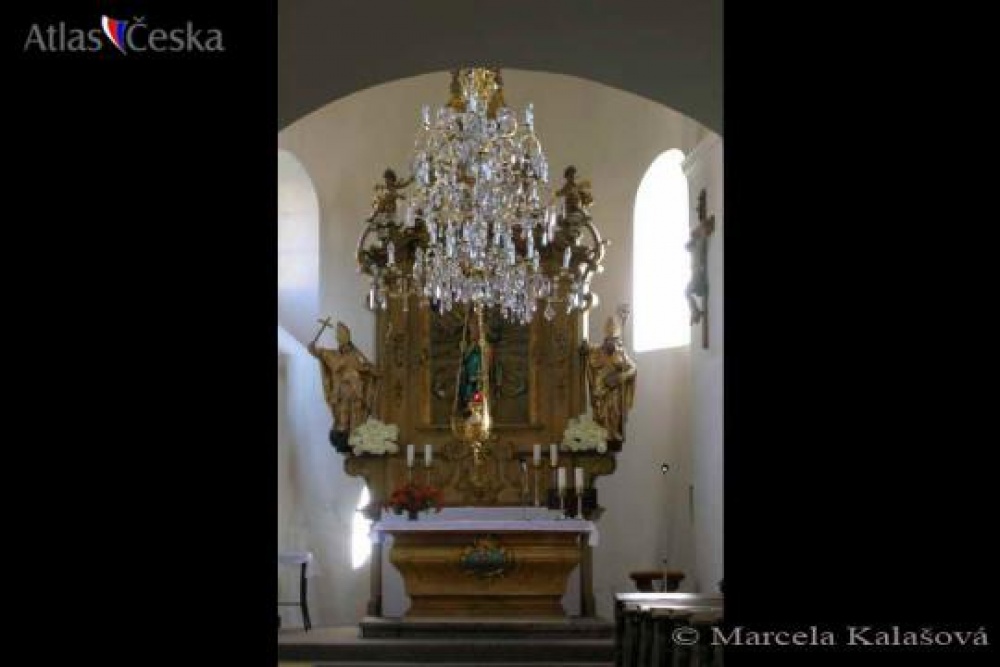 Kostel sv. Václava v Hrusicích (Plná velikost v novém okně) Kostel sv. Václava v Hrusicích