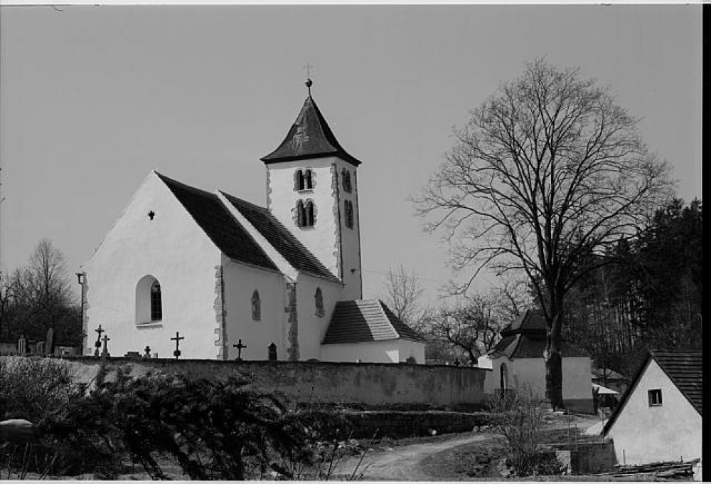kostel Sv.Voršily - Újezdec (Plná velikost v novém okně) kostel Sv.Voršily - Újezdec