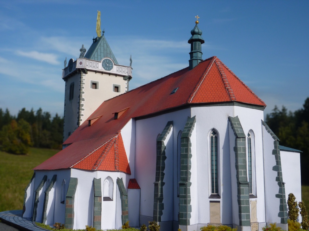 Kostel svatého Gotharda v Budišově (Plná velikost v novém okně) Kostel svatého Gotharda v Budišově