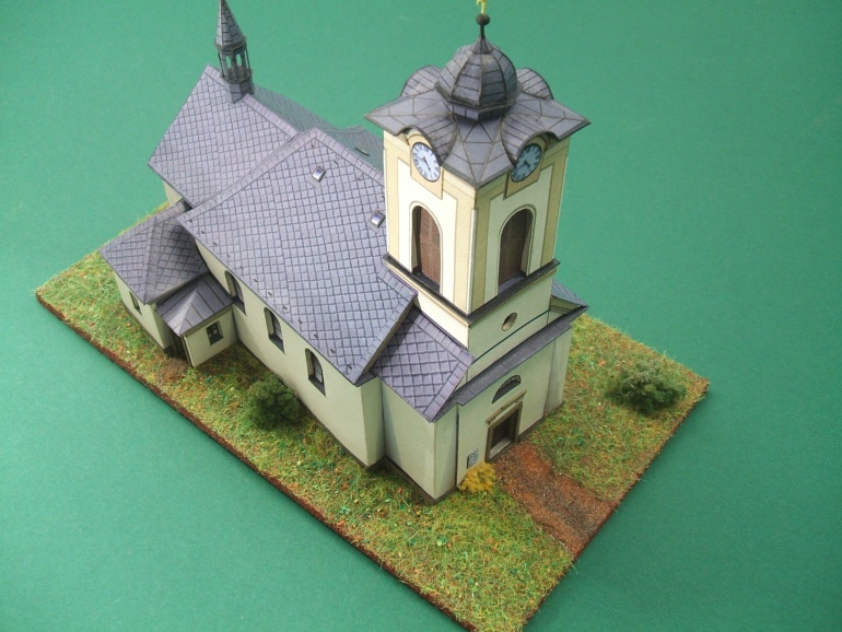 Kostel v českých Libchavách (Plná velikost v novém okně) Kostel v českých Libchavách