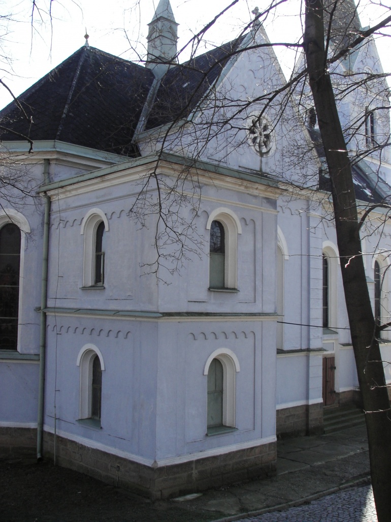 Kostel ve Stříbrnicích (Plná velikost v novém okně) Kostel ve Stříbrnicích