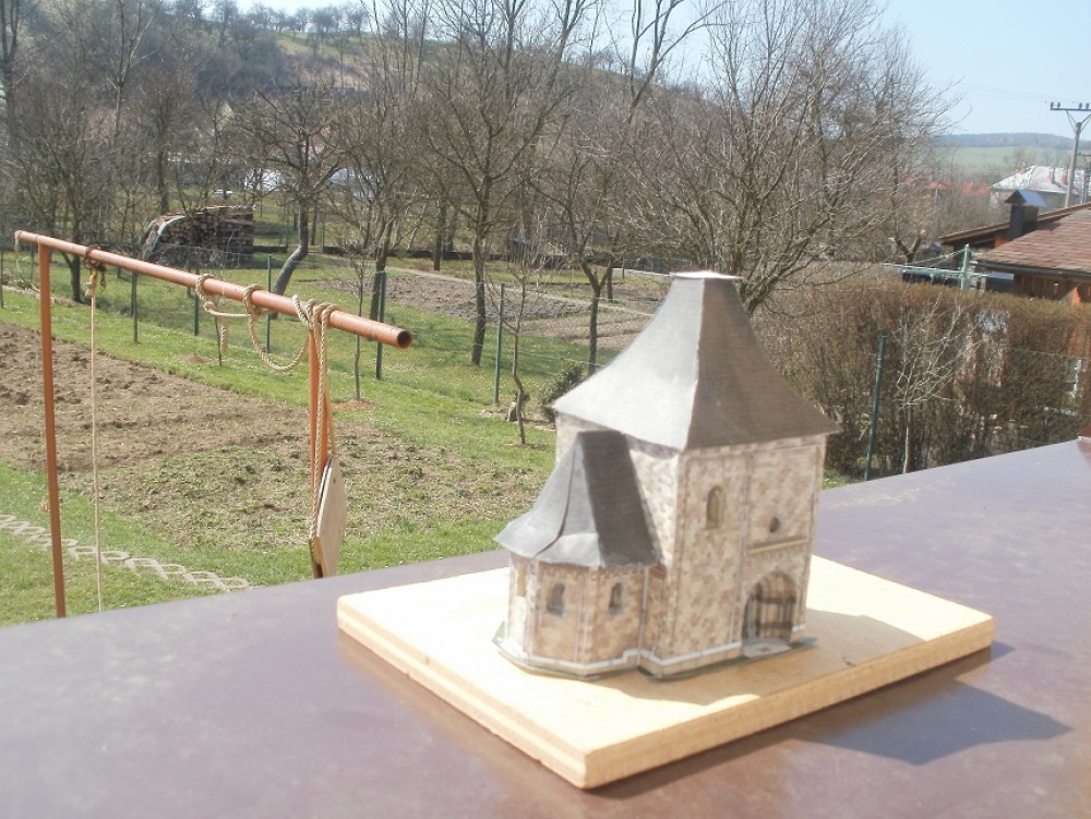 Kostel sv. Mikuláše ve Vinci (Plná velikost v novém okně) Kostel sv. Mikuláše ve Vinci